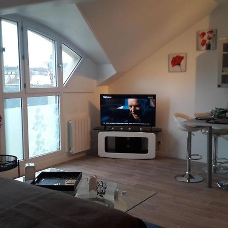 Ferienwohnung Le Parmentier Compiègne Exterior foto