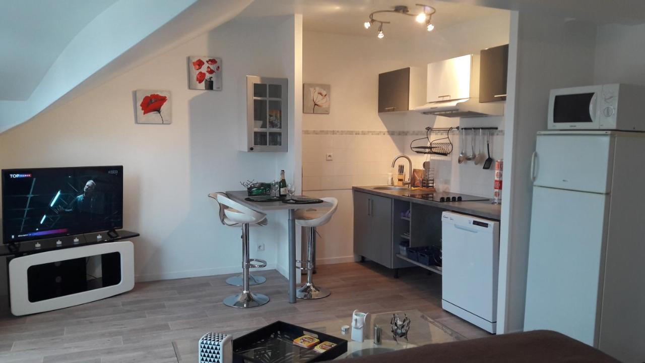 Ferienwohnung Le Parmentier Compiègne Exterior foto